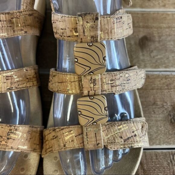 Vionic Rest Amber Cork Triple Strap Tan Sandals Sz 7 - Picture 7 of 12